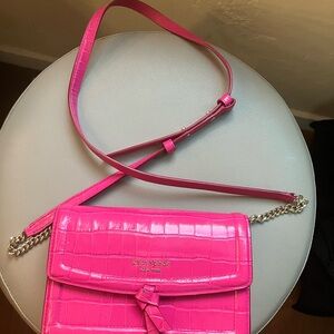 Pink croc kate spade crossbody mini purse barbiecore LIKE NEW HAS TAGS